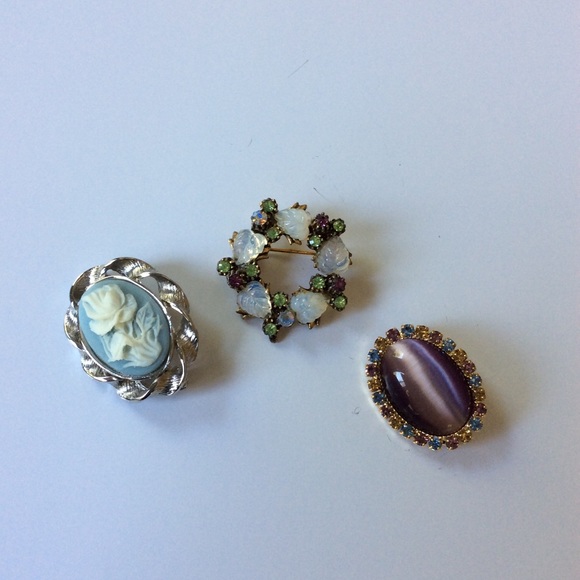 Brooch’s - Picture 6 of 7